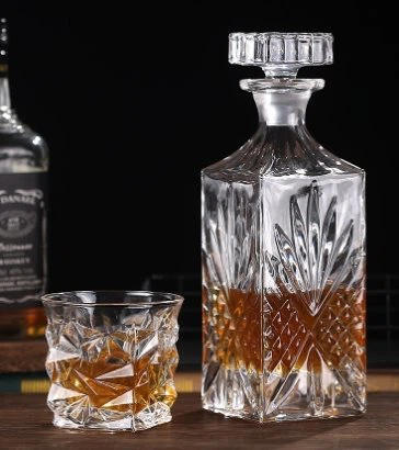 Whiskey iav lub raj mis quaj